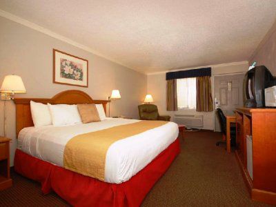 Red Roof Inn Форрест-Сити Экстерьер фото